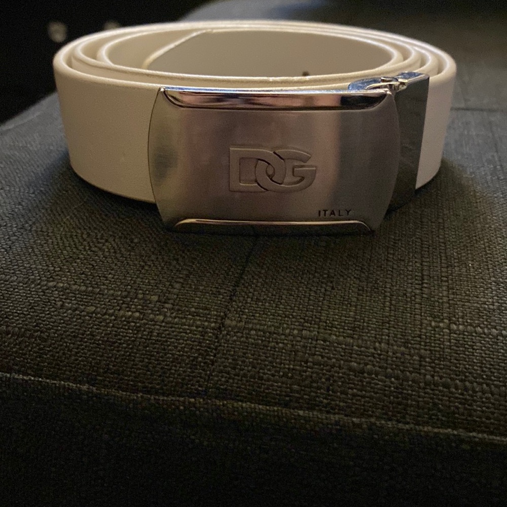 DG a belt real leather